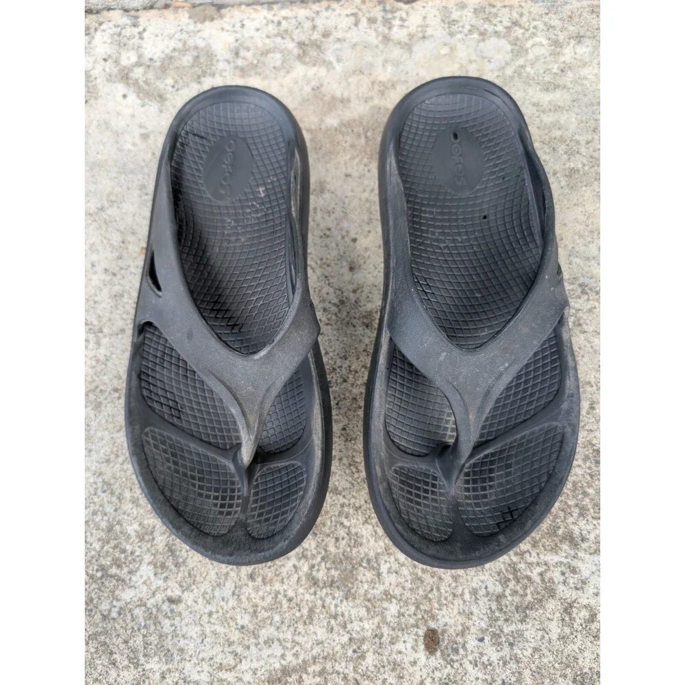Oofos Sandals Flip Flops Recovery Thong Mens 6 Womens 8 EU 39 Black